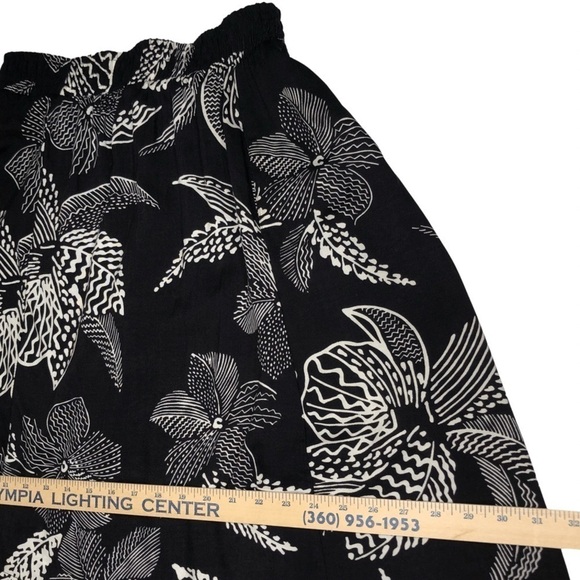 Vintage Black and White Floral / Leaf Print Skirt with Pockets Sz 14 - Picture 8 of 8